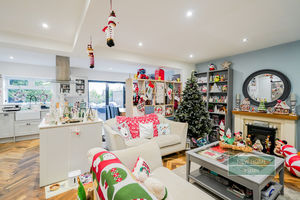 Photo 29- click for photo gallery